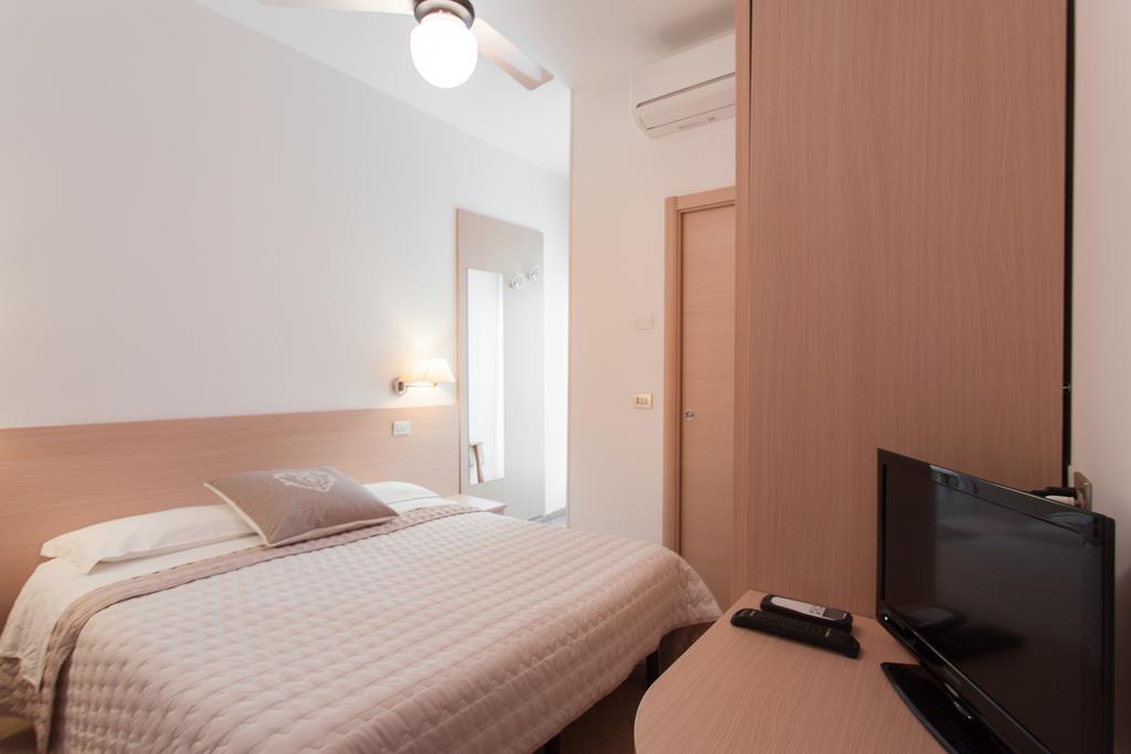 Hotel Airone - E