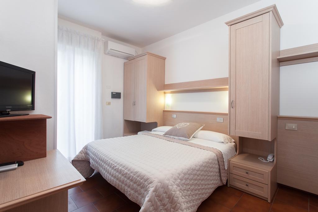 Hotel Airone - E Cervia