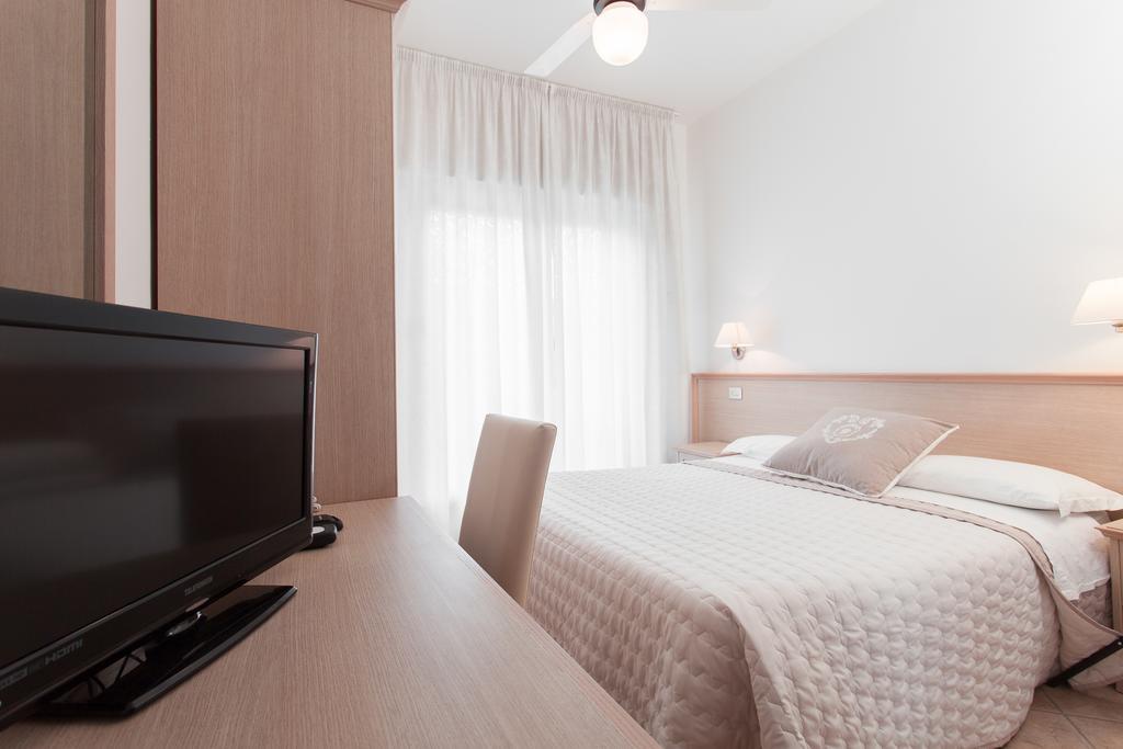 Hotel Airone - E